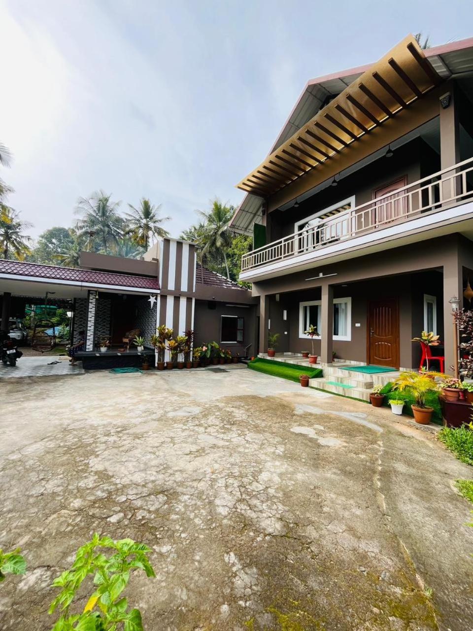 Linn View Home Stay Munnar Exterior photo