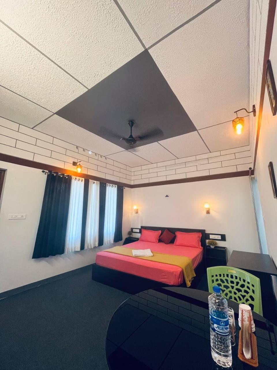 Linn View Home Stay Munnar Room photo