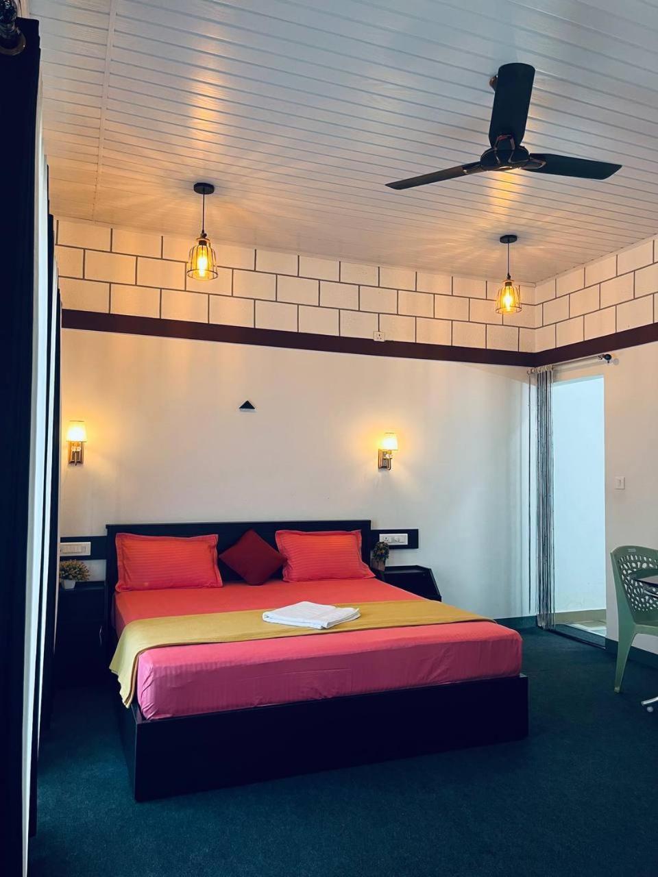 Linn View Home Stay Munnar Room photo